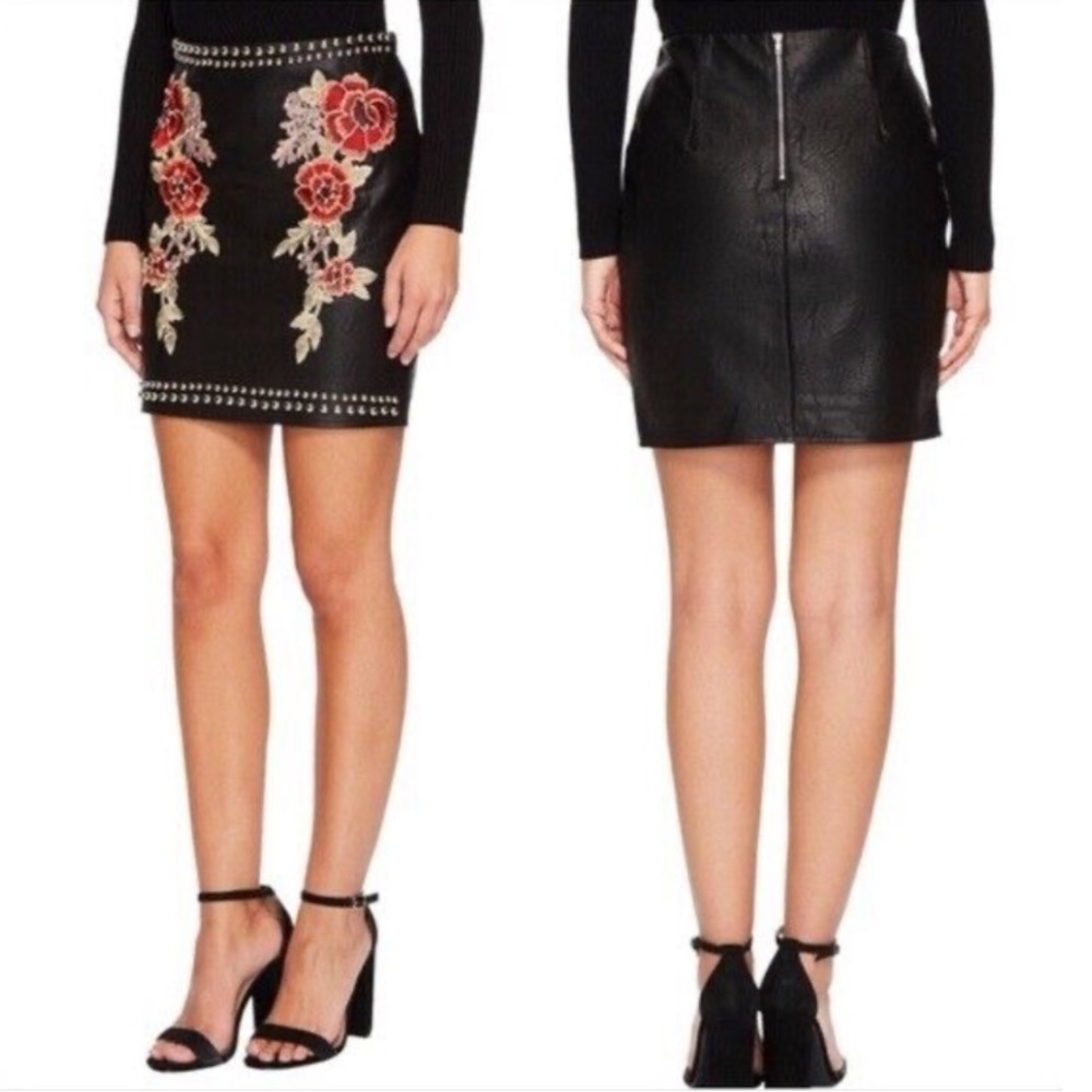 Romeo & Juliet Couture Black Mini Skirt with Red Floral Embroidery